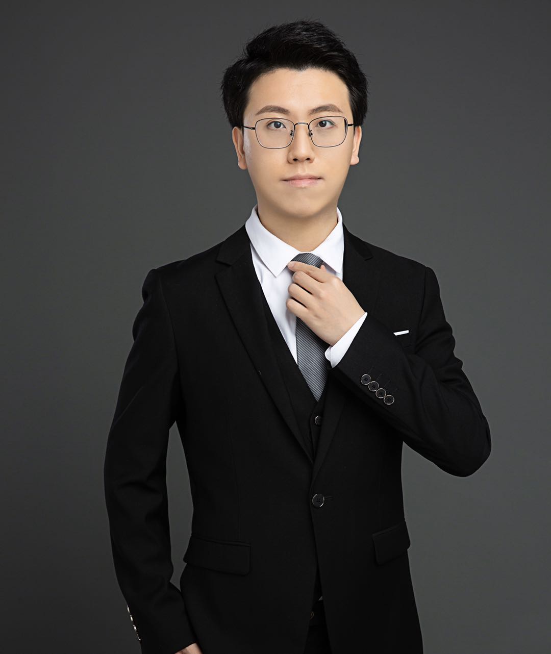 侯翰
